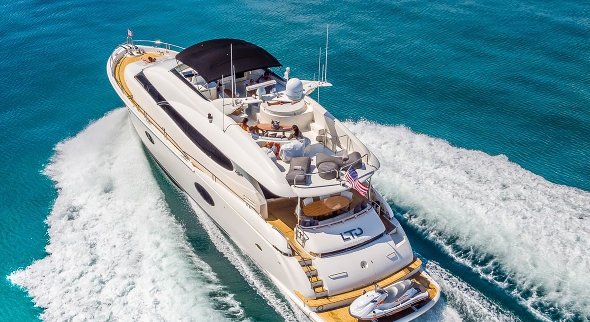 LIVING THE DREAM yacht charter 5
