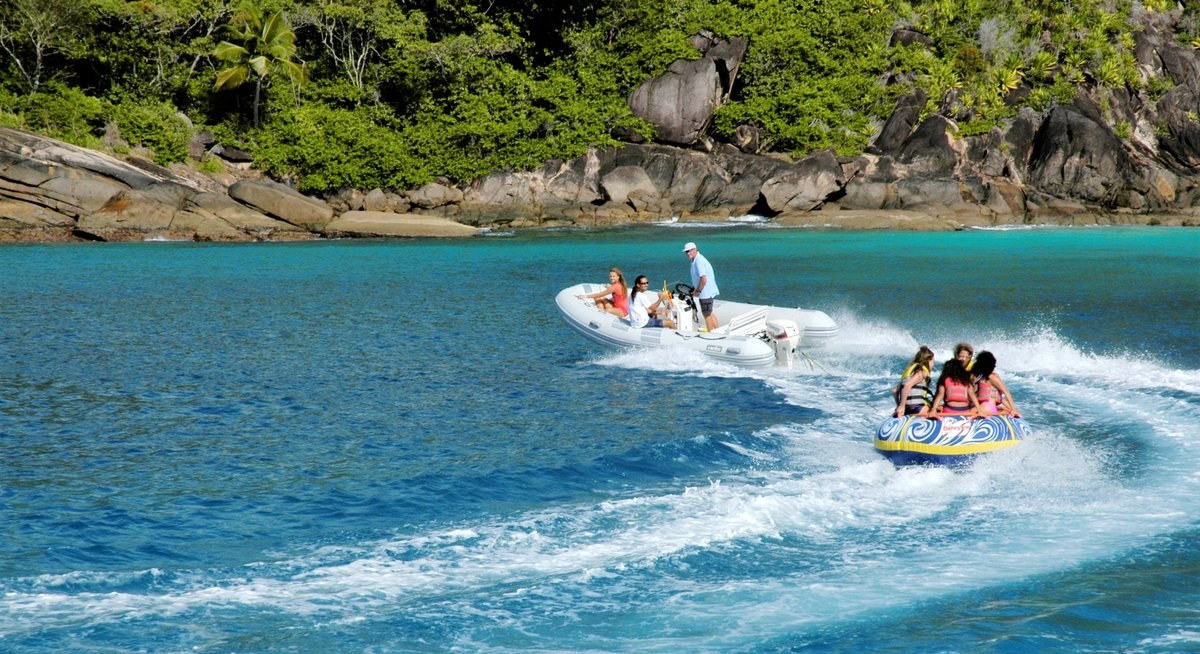LONESTAR yacht charter 4