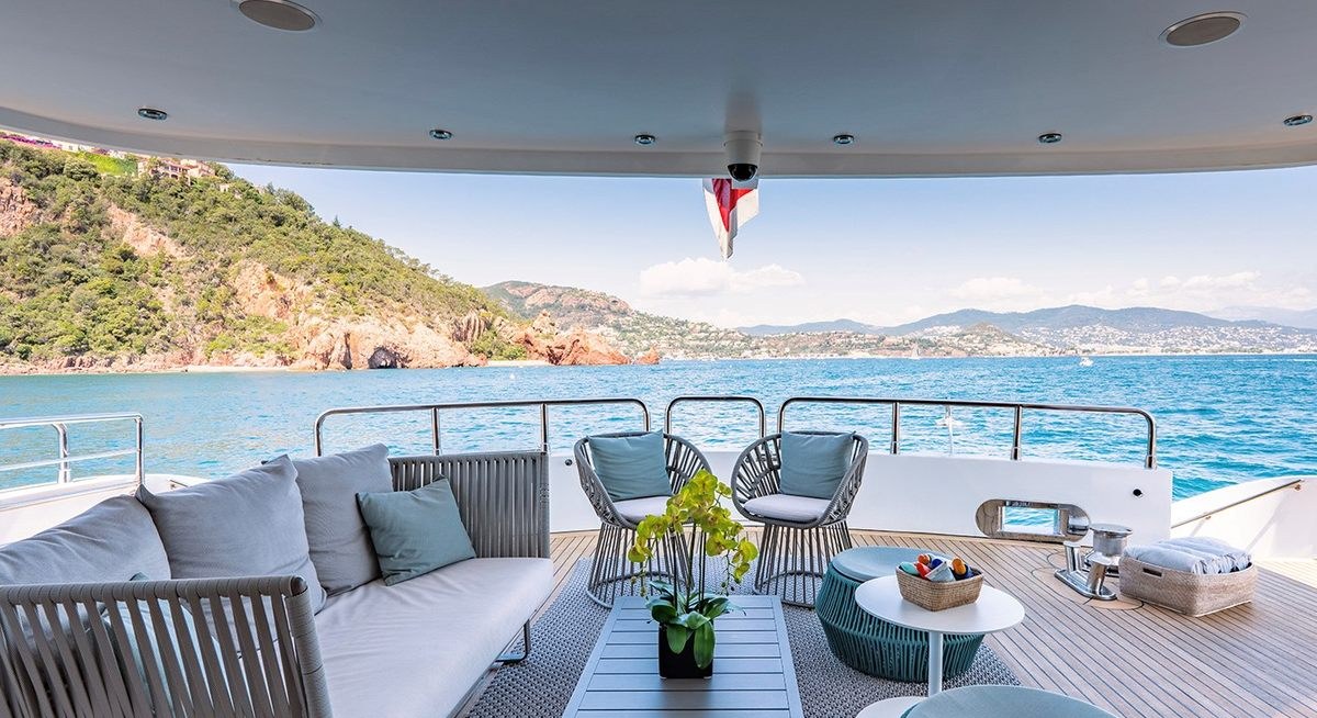 LOTUS yacht charter 4