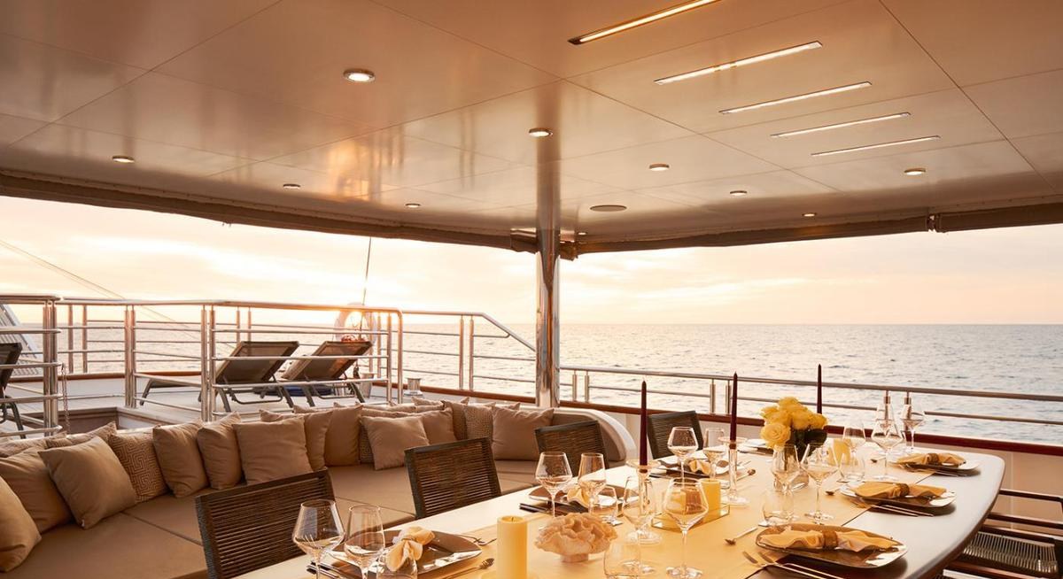 LOVE STORY yacht charter 4