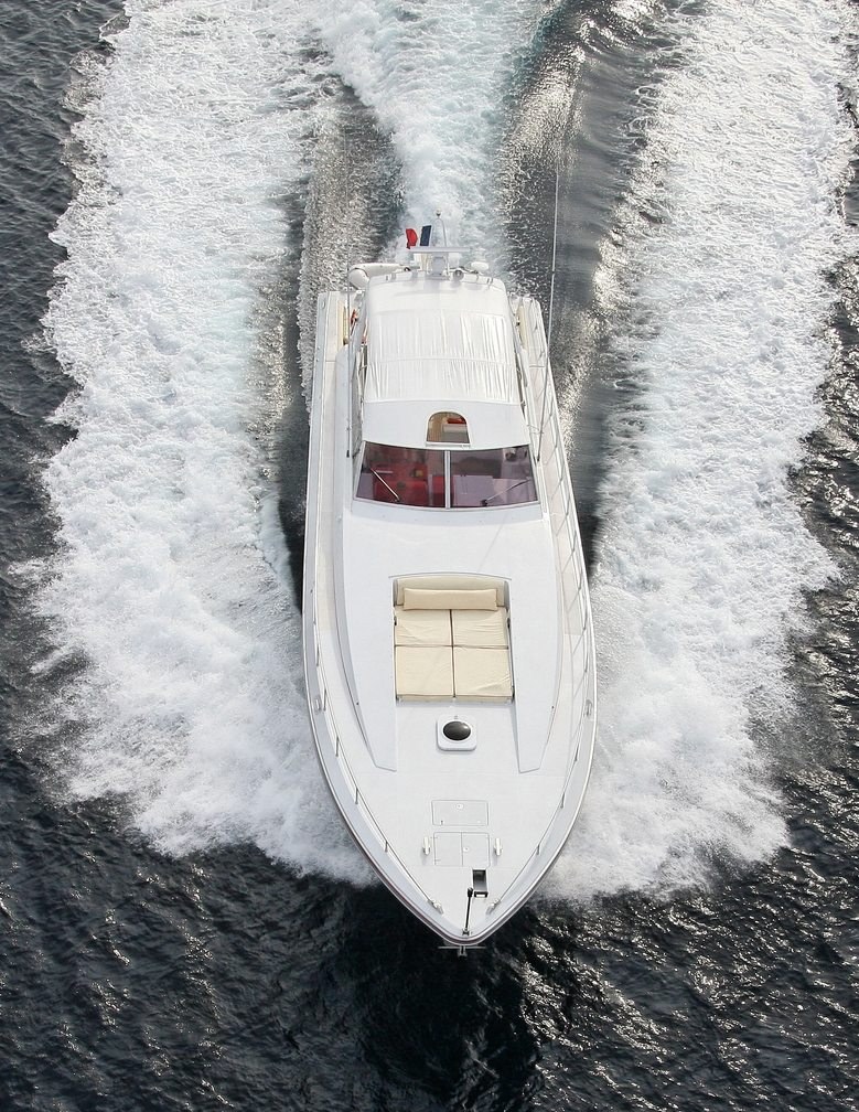LUCE ONE yacht charter 3