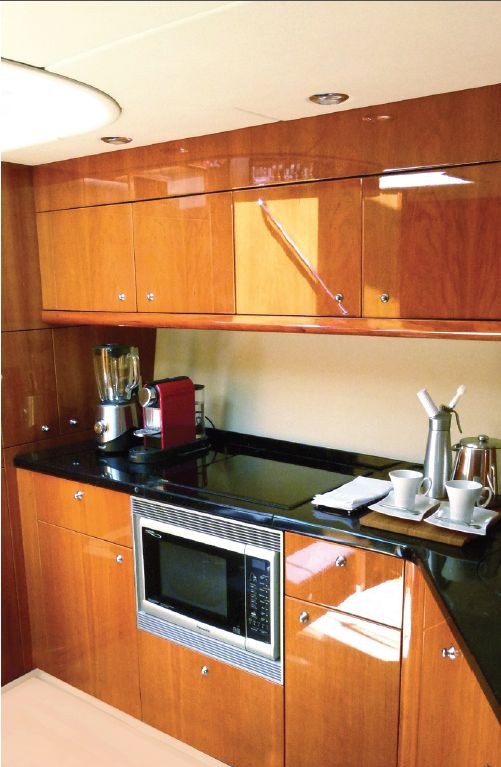LUCIANO yacht charter 3