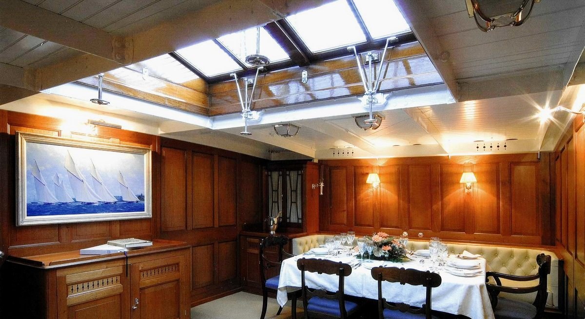LULWORTH yacht charter 2