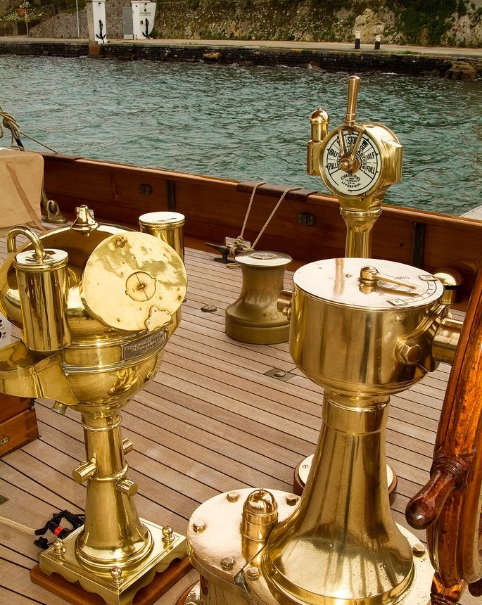 LULWORTH yacht charter 5