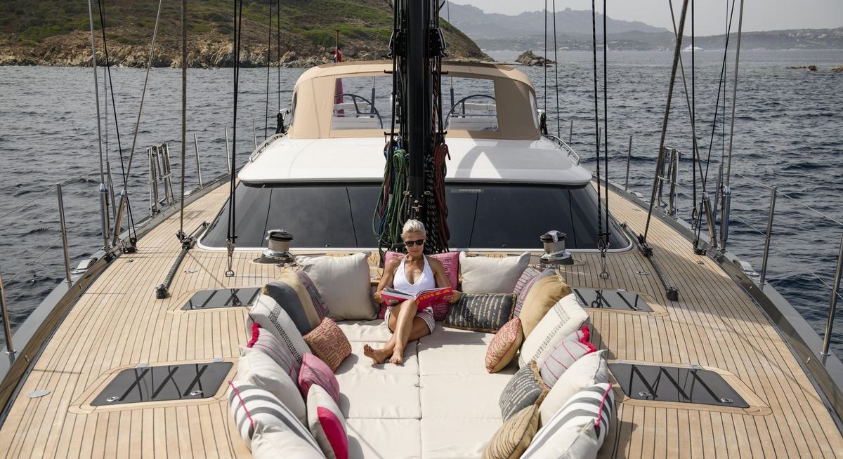 LUSH yacht charter 2