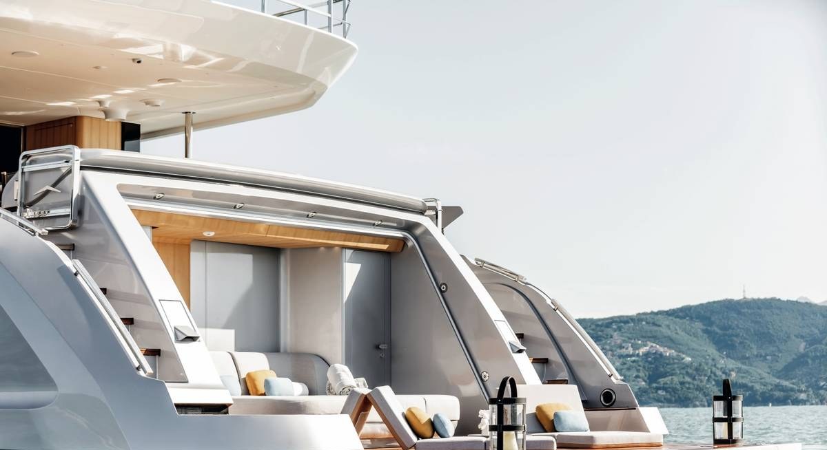 LUZ DE MAR yacht charter 5