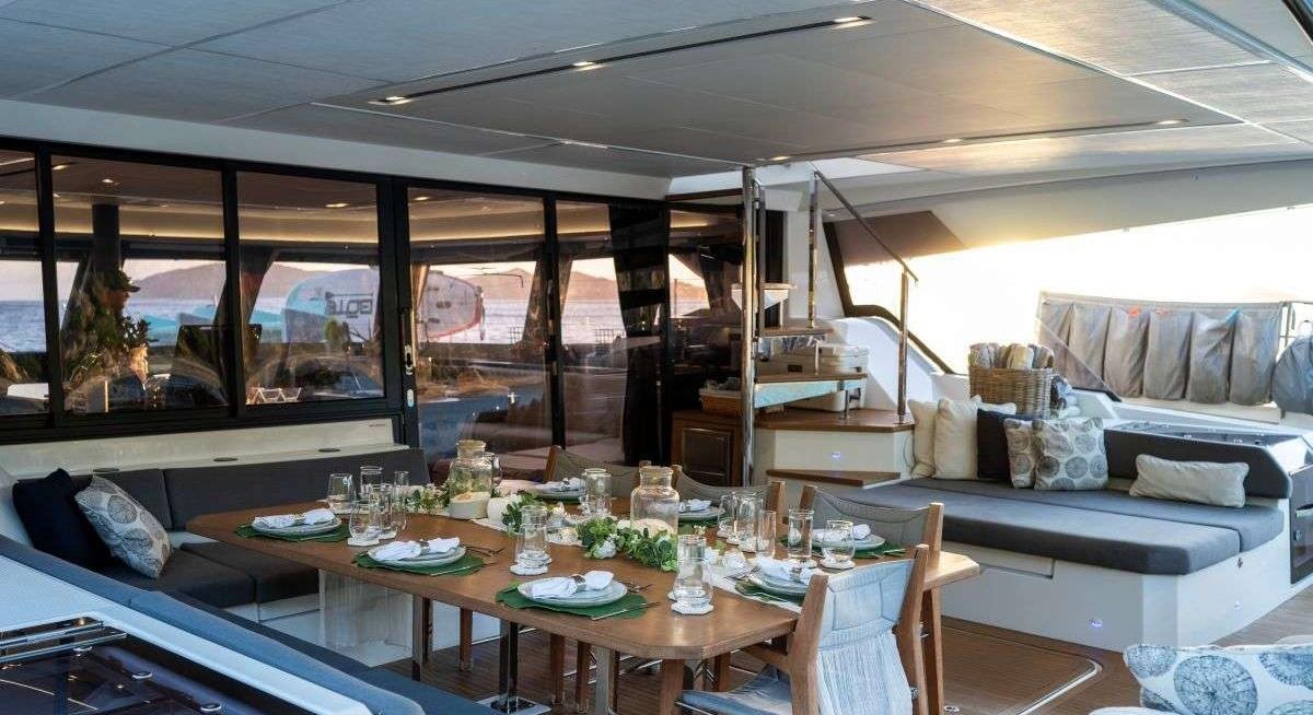 LYRA yacht charter 3