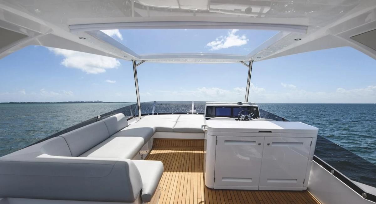 MACESAN yacht charter 3