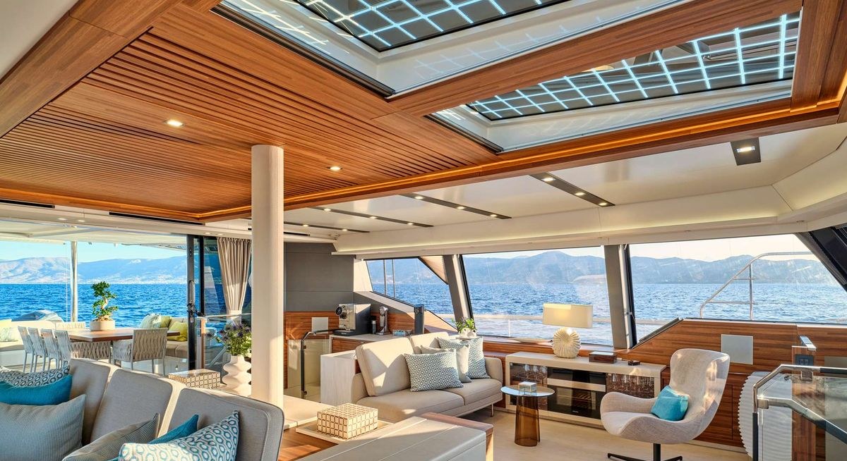 MAGIC MOMENTS III yacht charter 4