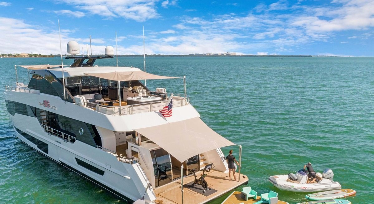 MAKE BIG HAPPEN yacht charter 5