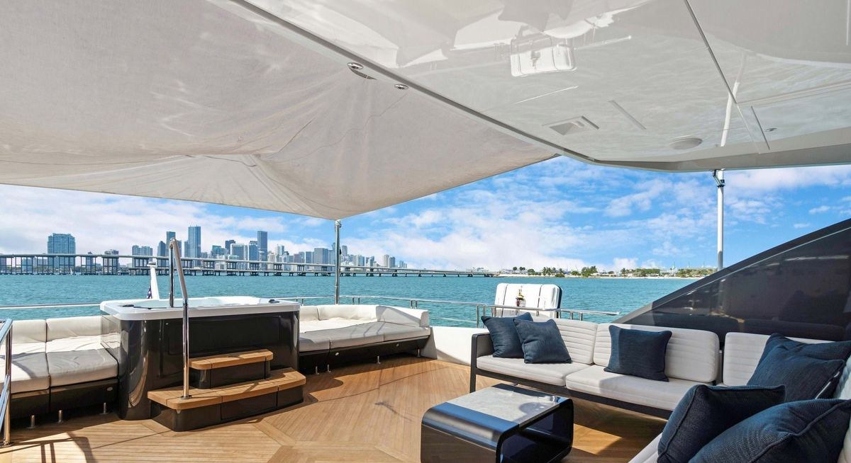 MAKE BIG HAPPEN yacht charter 4