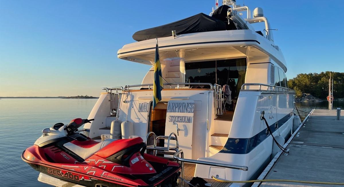 MALARPRINSESSAN yacht charter 4