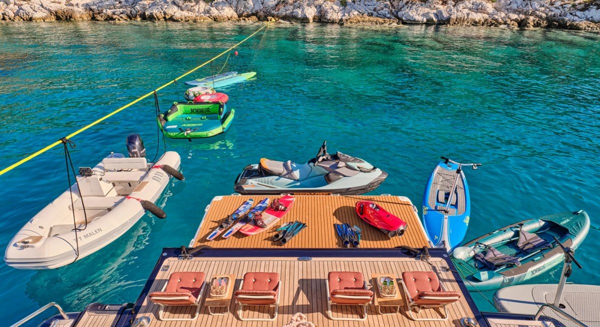 MALEN yacht charter 5