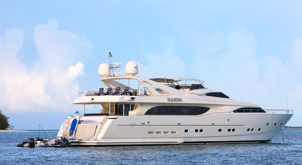 MAMBO yacht charter 5
