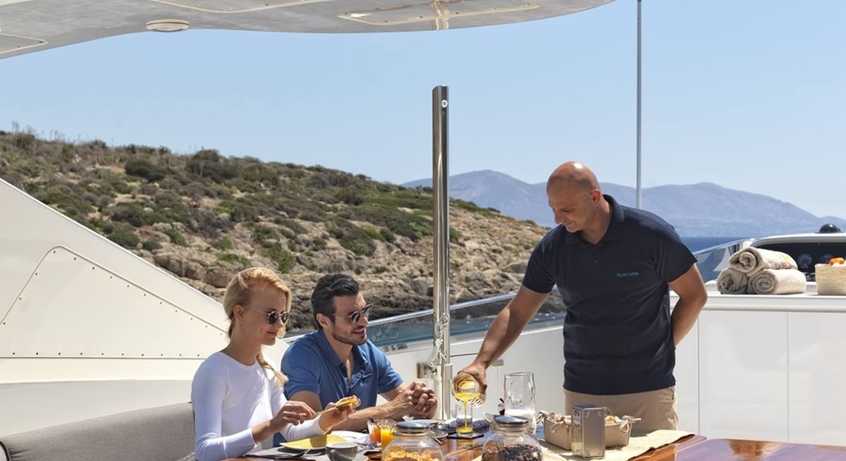 MANTRA yacht charter 3