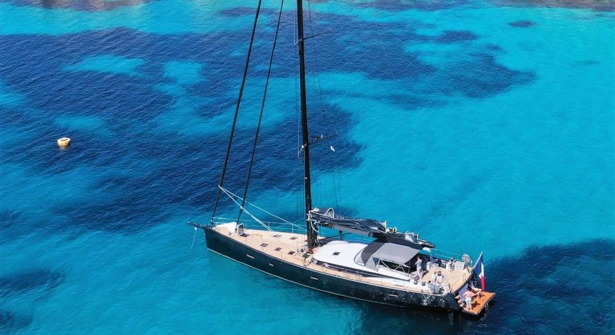 MAOYA yacht charter 1