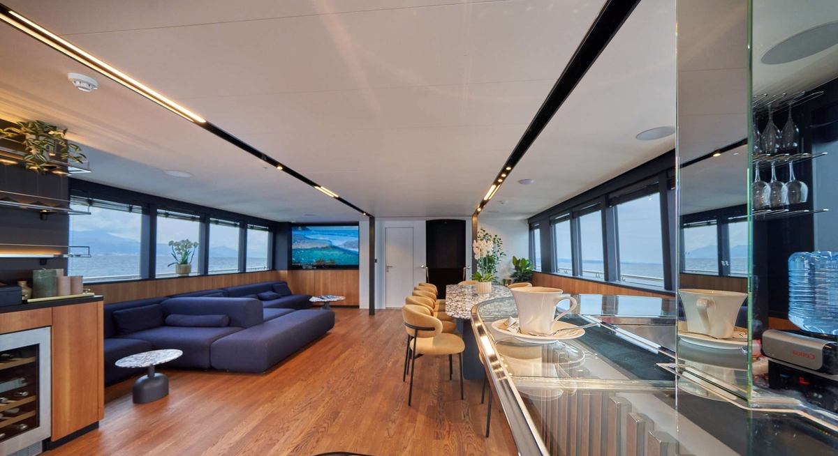 MARALLURE yacht charter 4