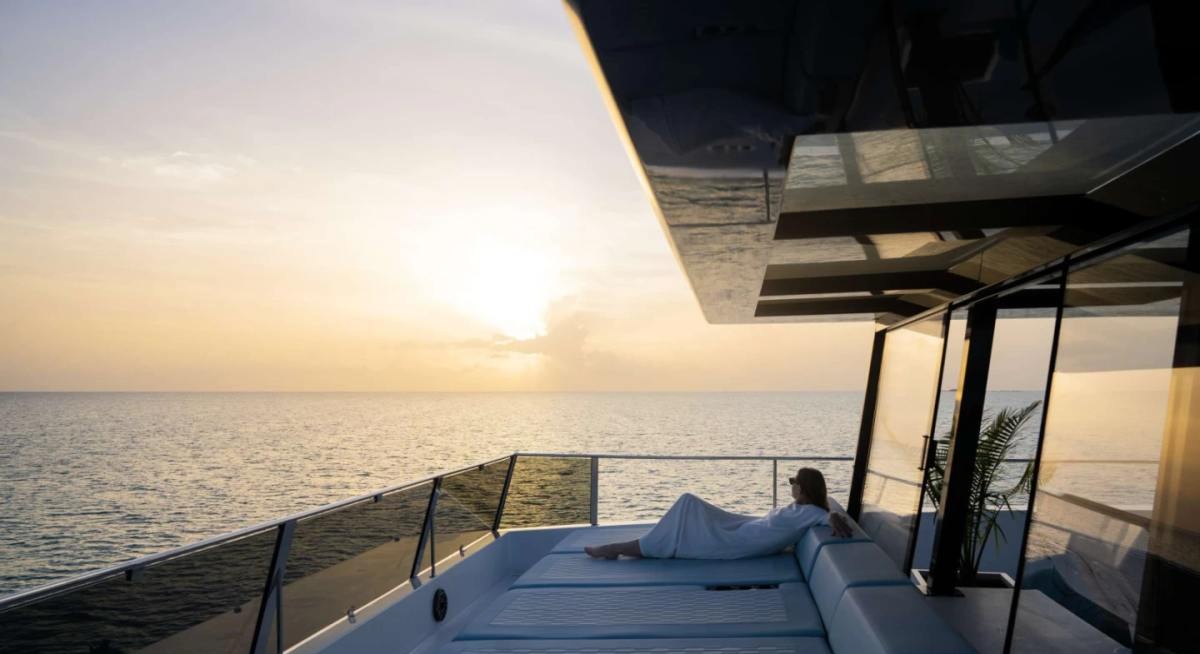 MARIA THERESE yacht charter 4