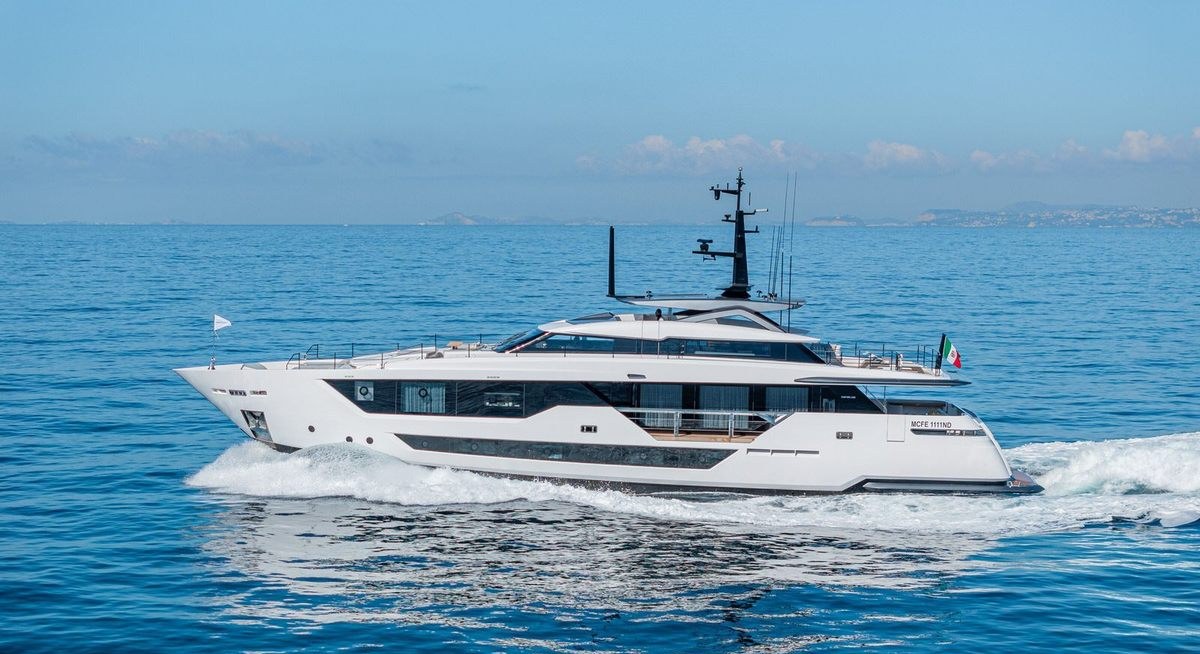 MARICAN FOREVER YACHT CHARTER yacht charter
