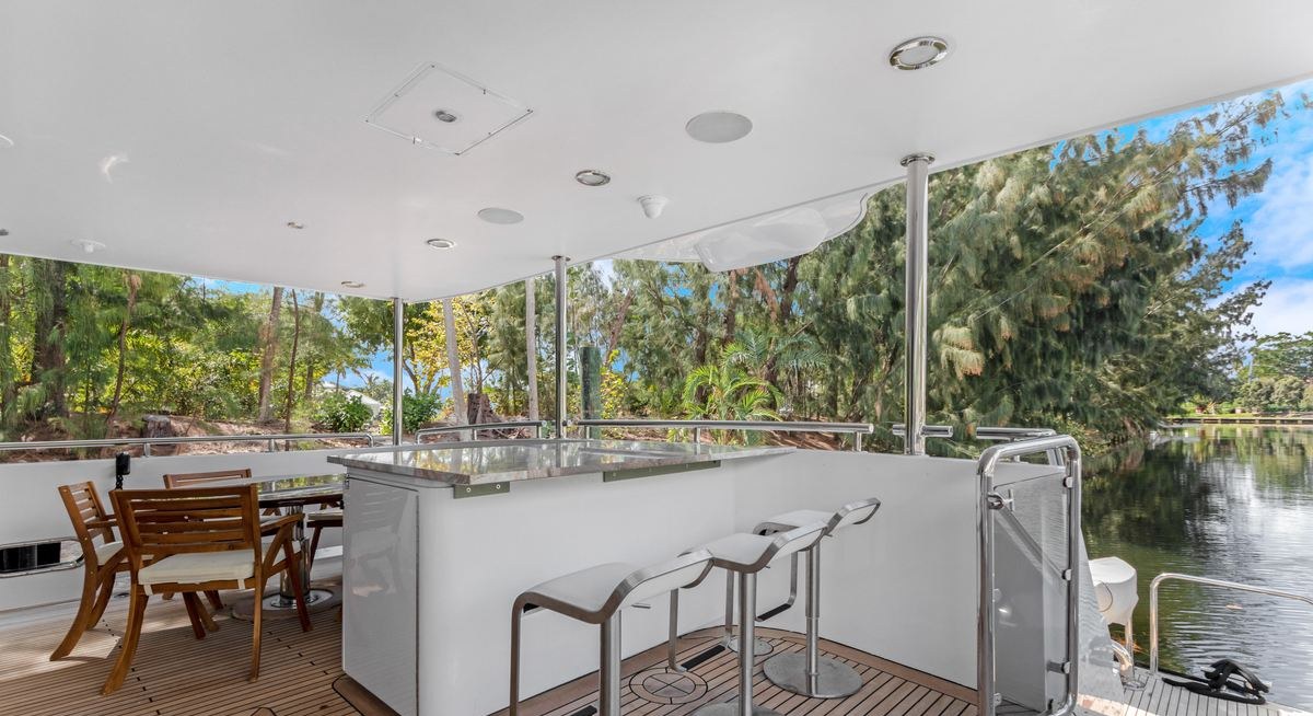 MARY KATHLENE yacht charter 2
