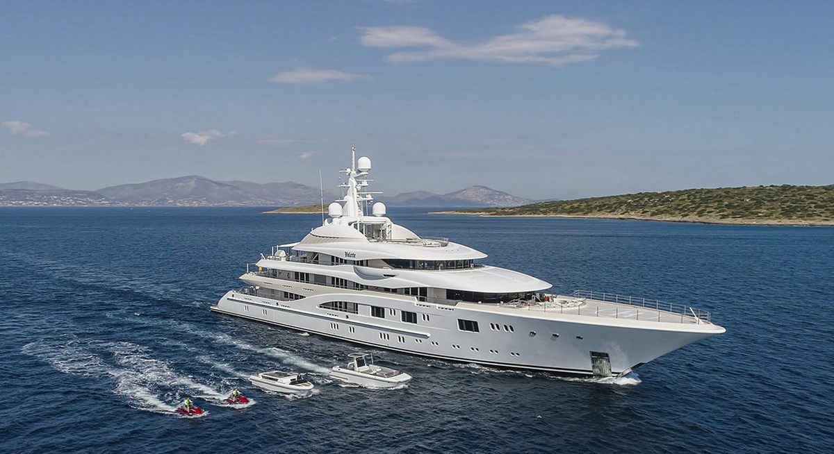 MERIDIAN A yacht charter 1