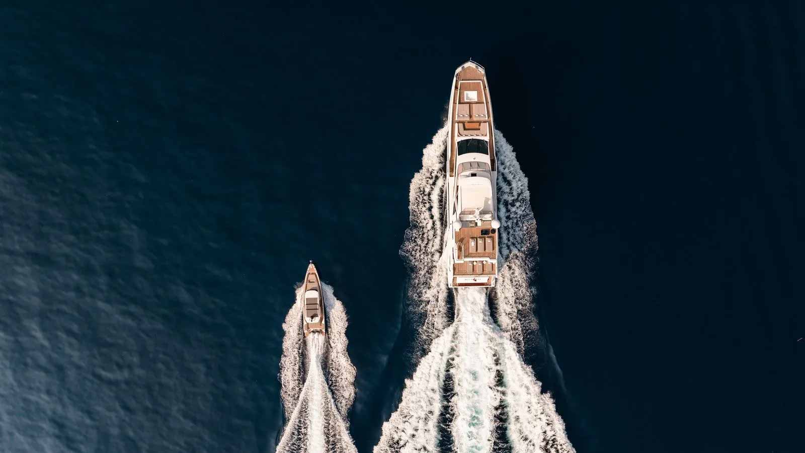 MIKOH yacht charter 4