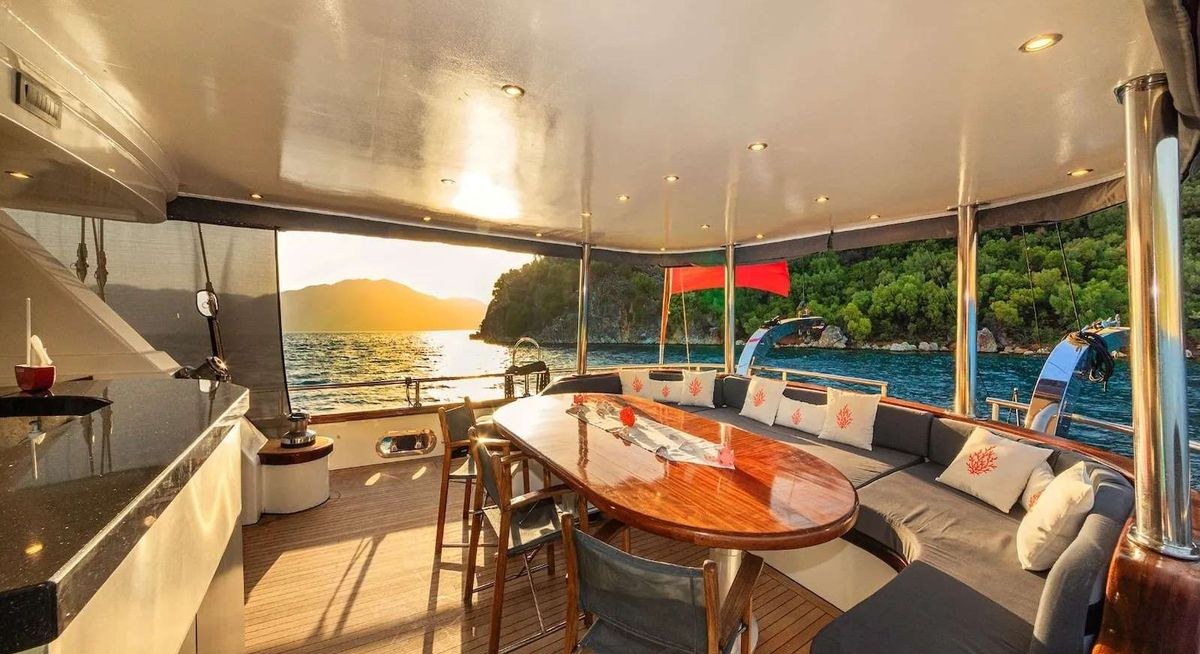 MIO VENTO yacht charter 5