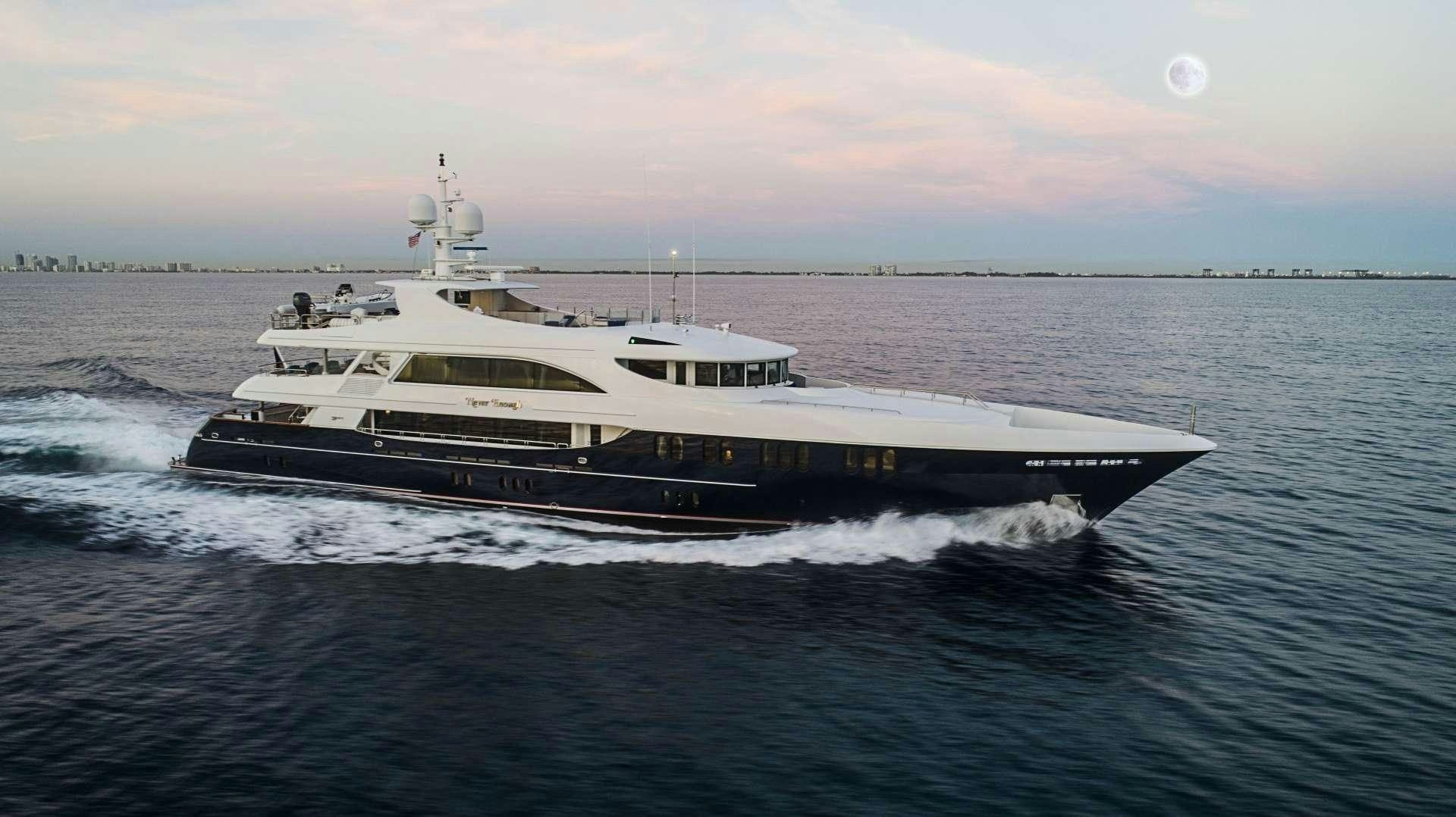 MISS CHRISTINE YACHT CHARTER yacht charter