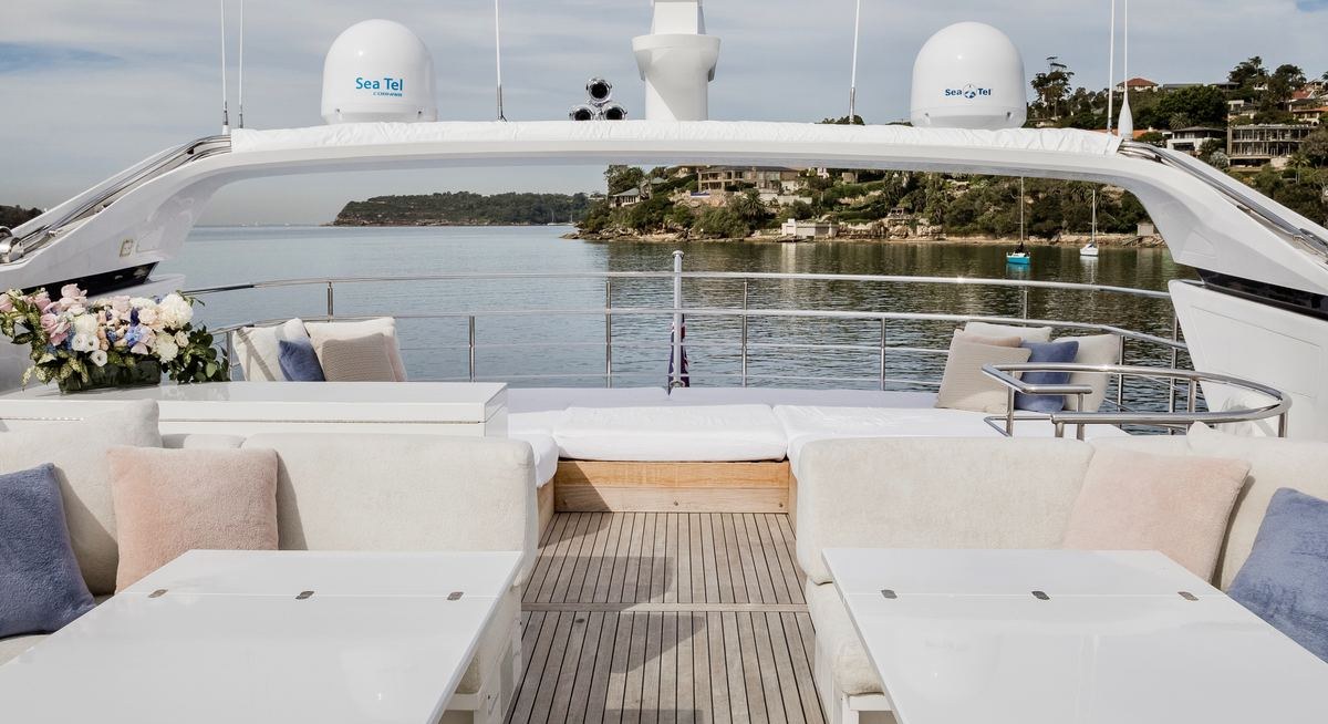 MOHASUWEI yacht charter 2