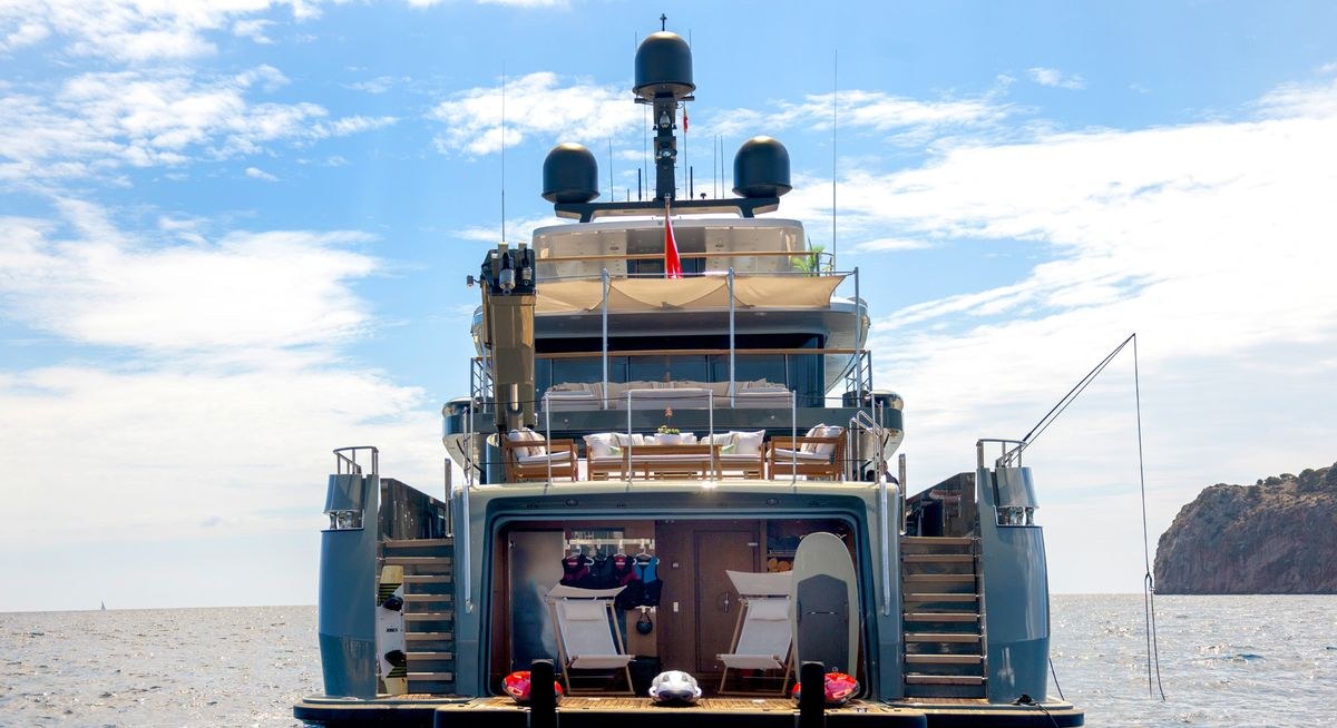 MOKA yacht charter 5