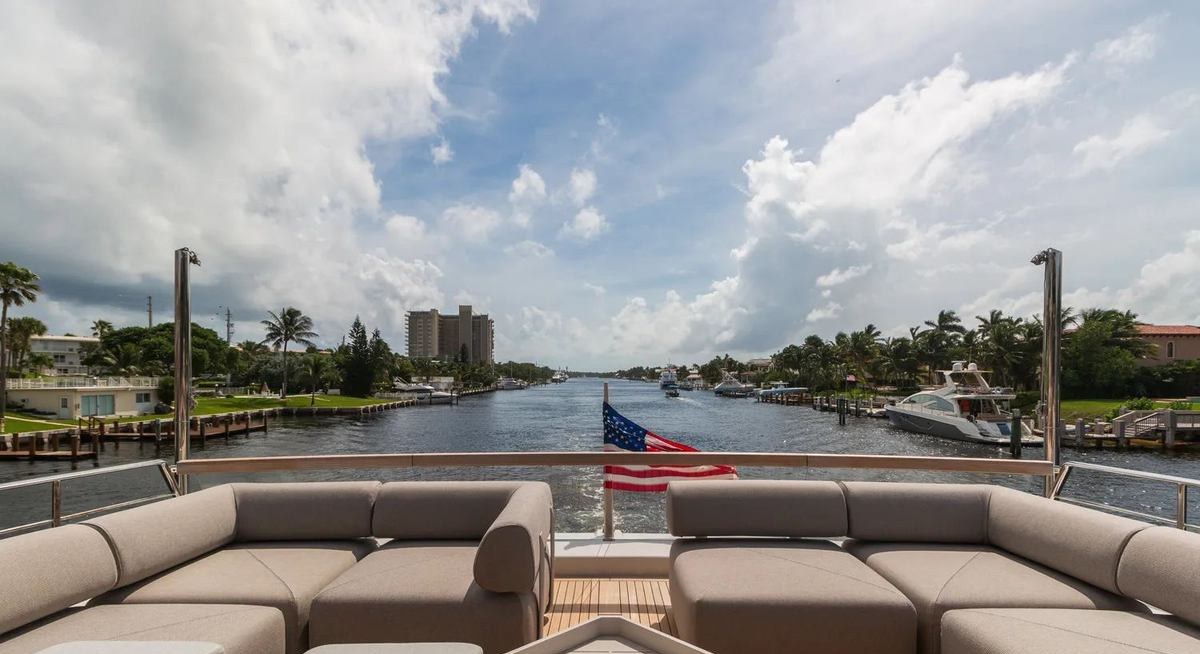 MON CHATEAU yacht charter 3