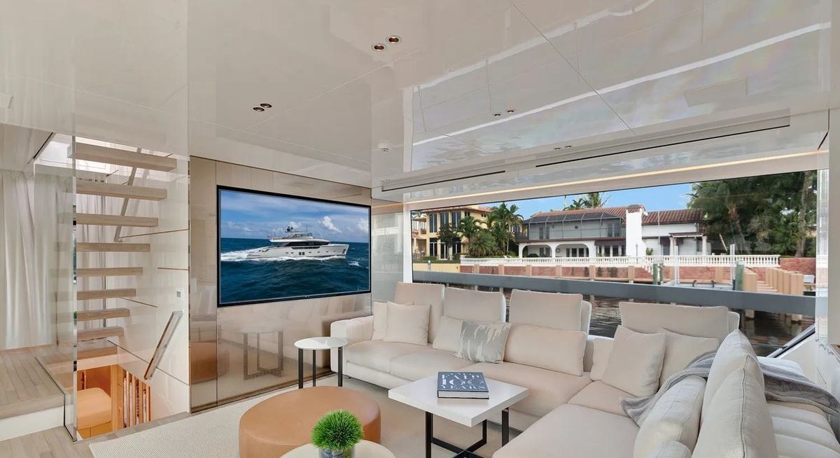 MON CHATEAU yacht charter 4