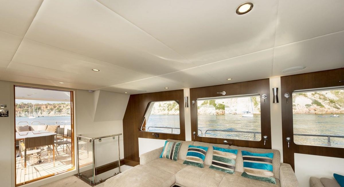 MONARA yacht charter 2