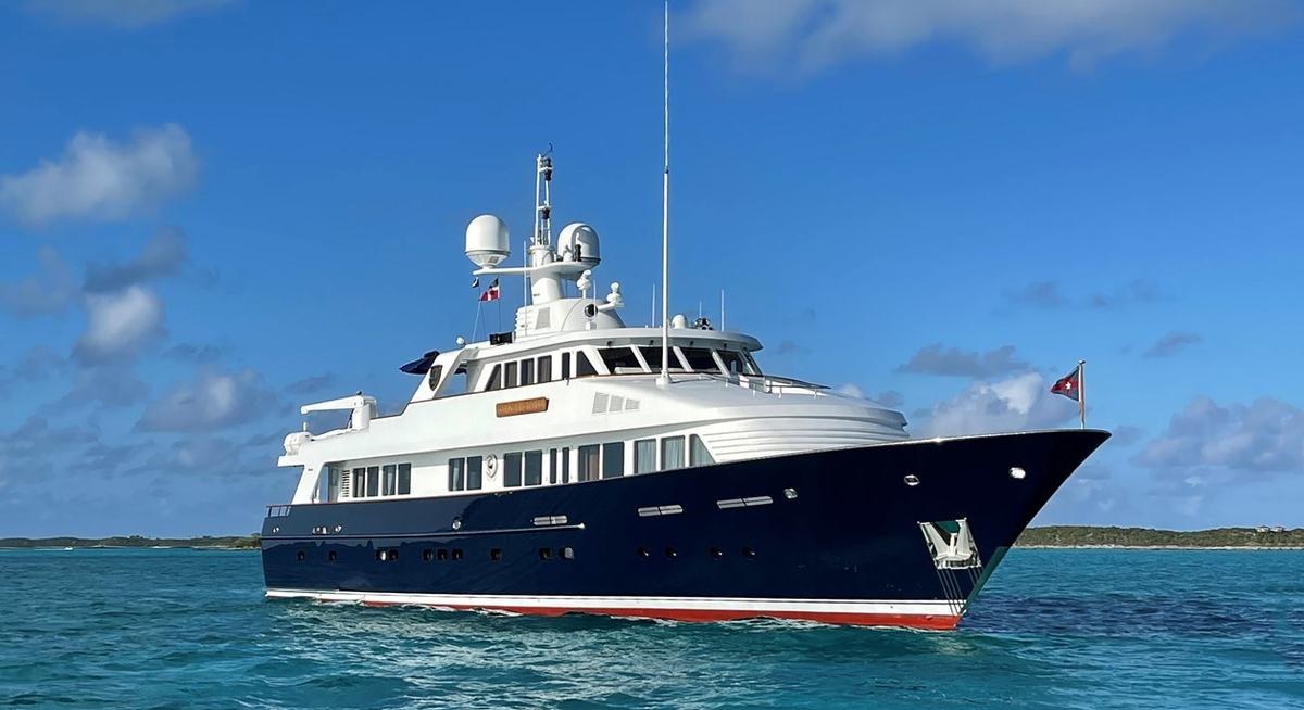 MOON RIVER yacht charter 1