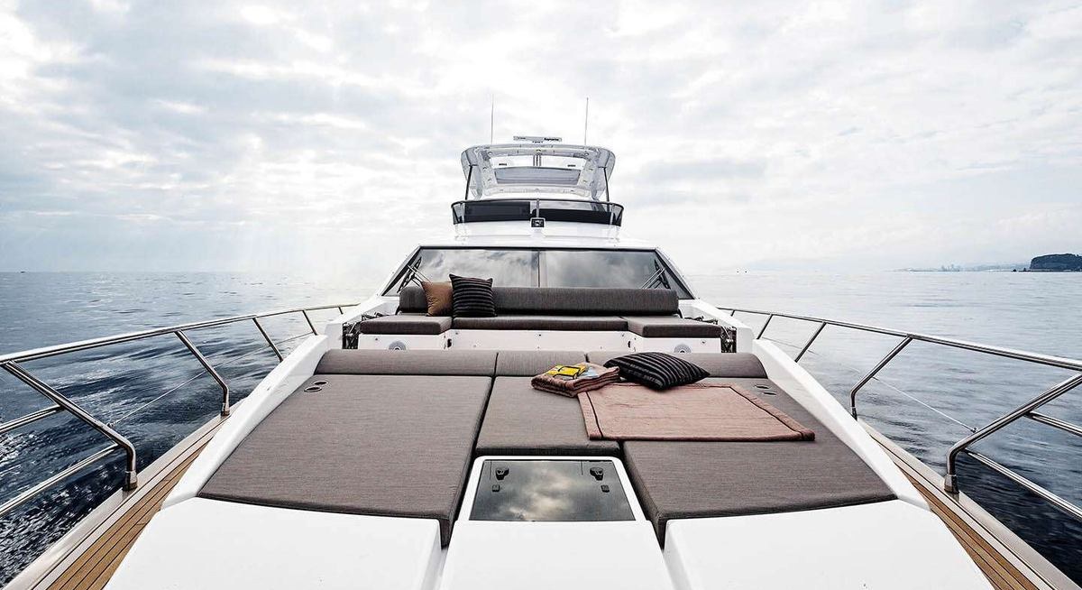 MOZZ yacht charter 2