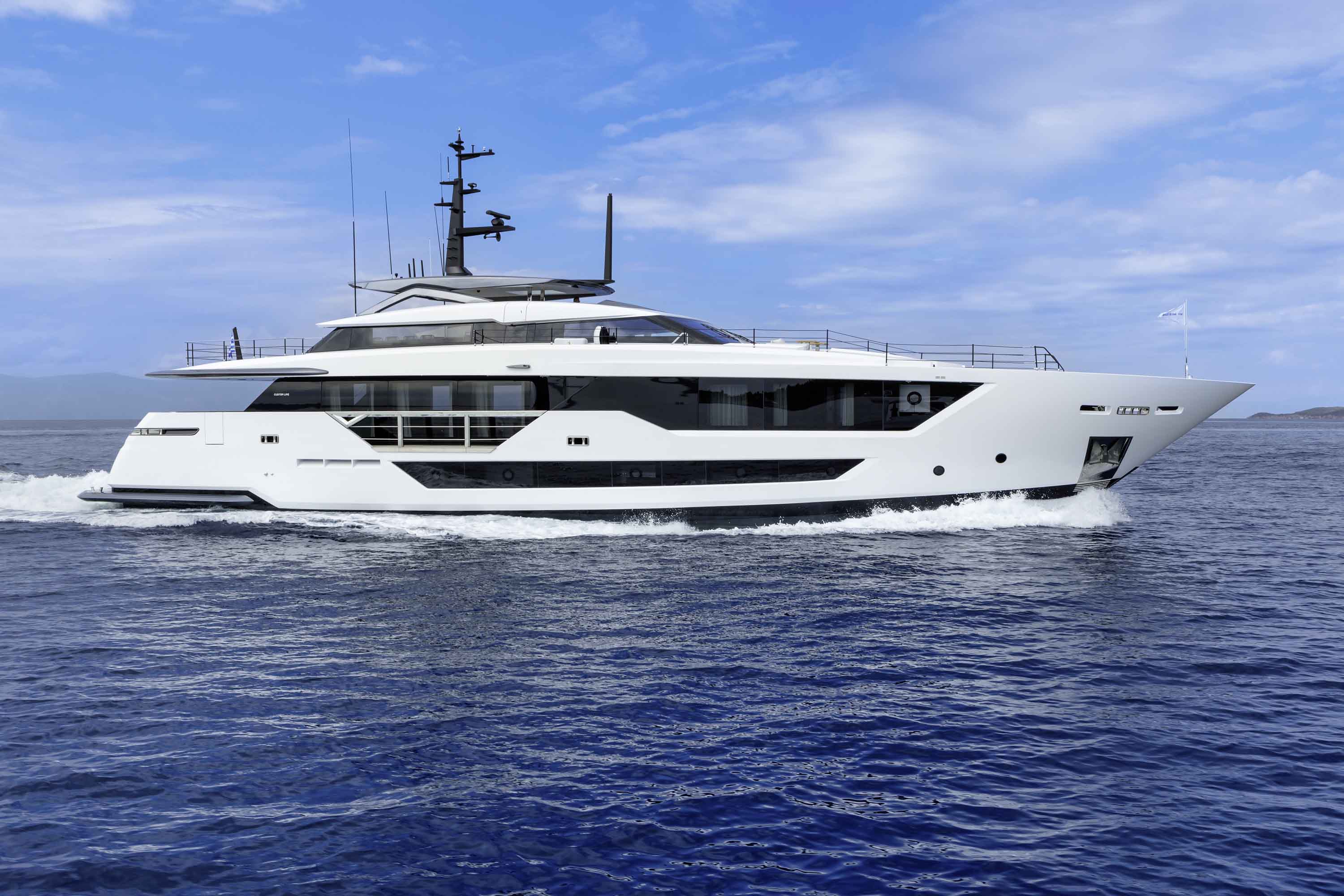 MY MISTAKE yacht charter 2