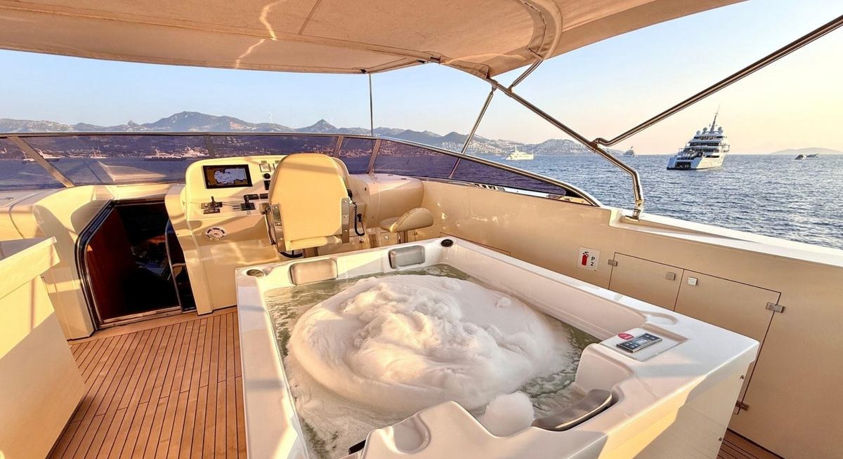 MY OZGN yacht charter 2