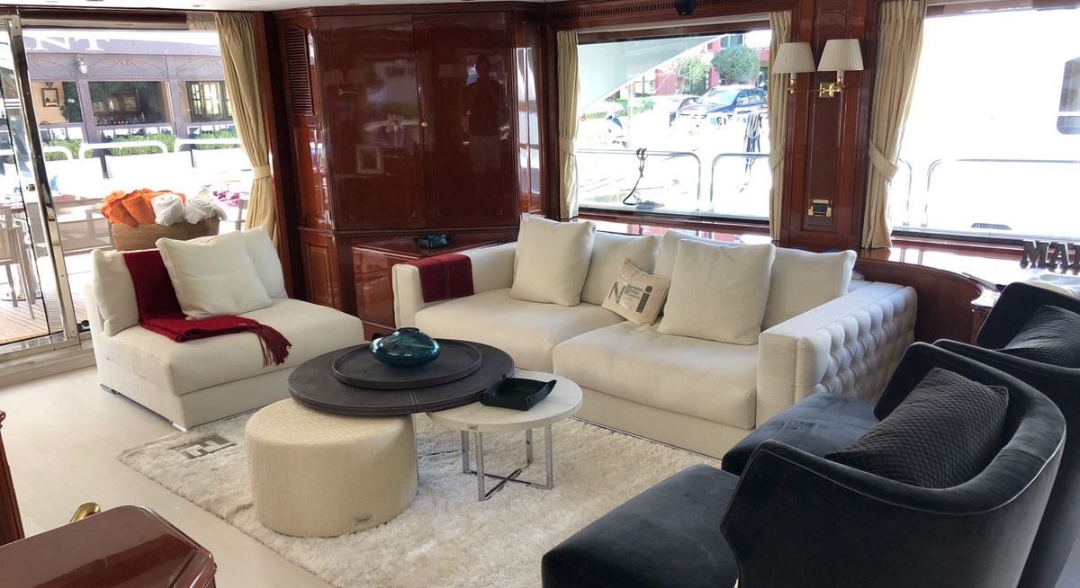 NANOU yacht charter 4