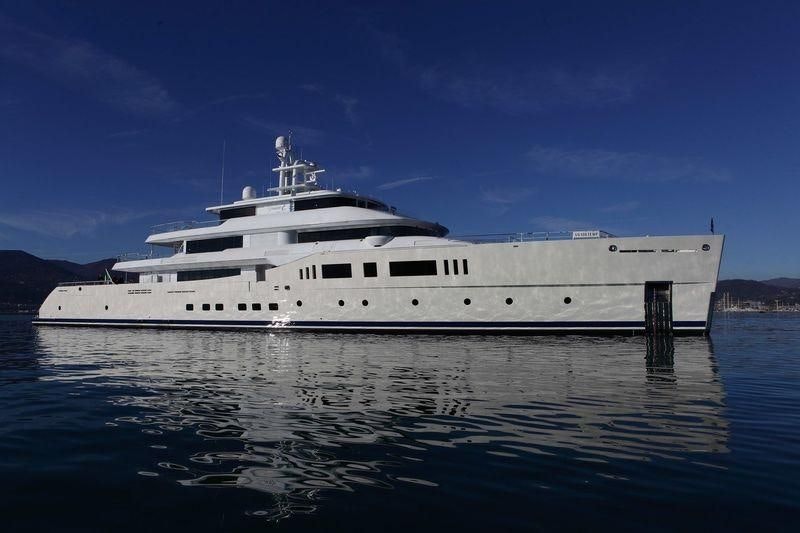 NAUTILUS YACHT CHARTER yacht charter