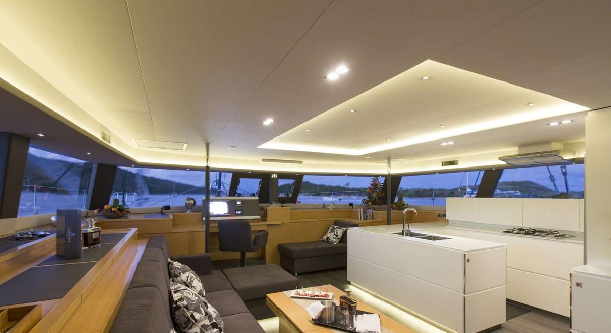 NENNE yacht charter 3