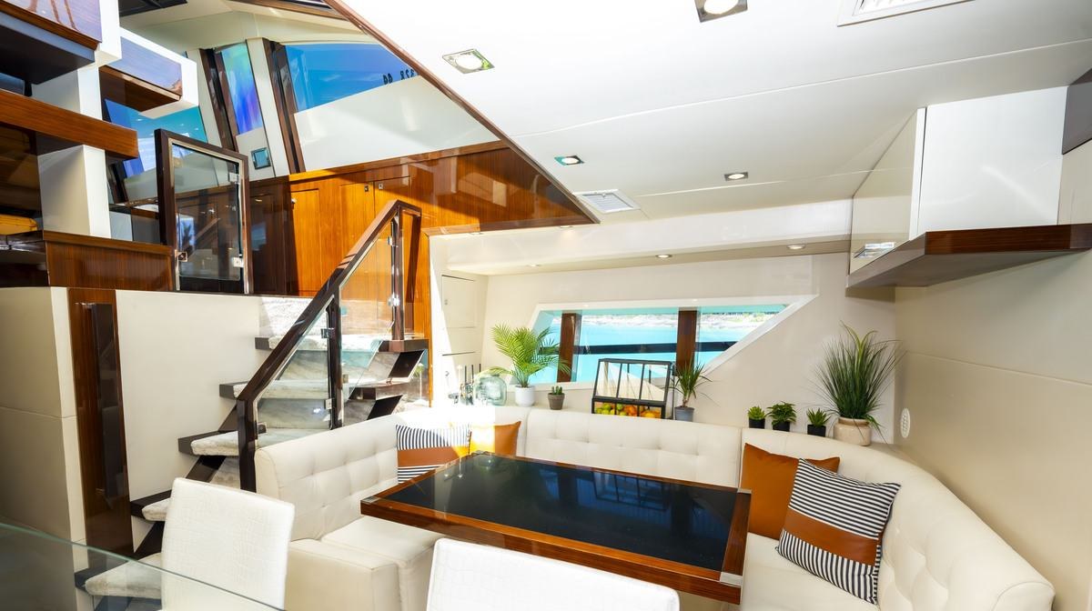 NEW LIFE yacht charter 5