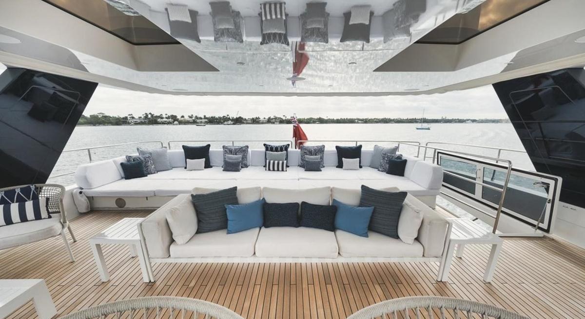 NJOY yacht charter 3