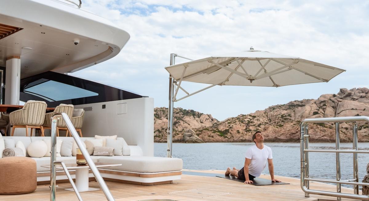 NOCTURNE yacht charter 2
