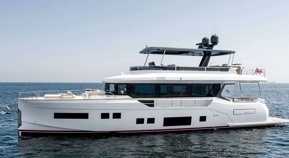 NORMAN'S T4 yacht charter 4