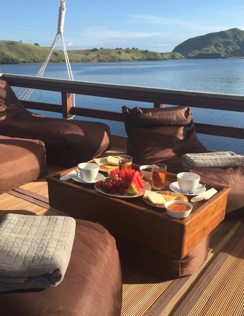 NYAMAN BOAT yacht charter 5