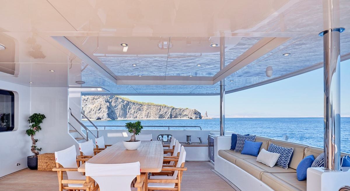 NYX yacht charter 4