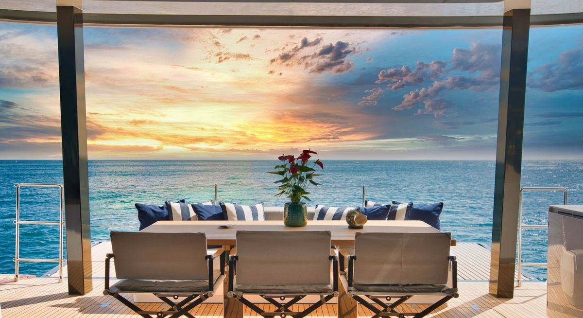 OCEANUS yacht charter 2