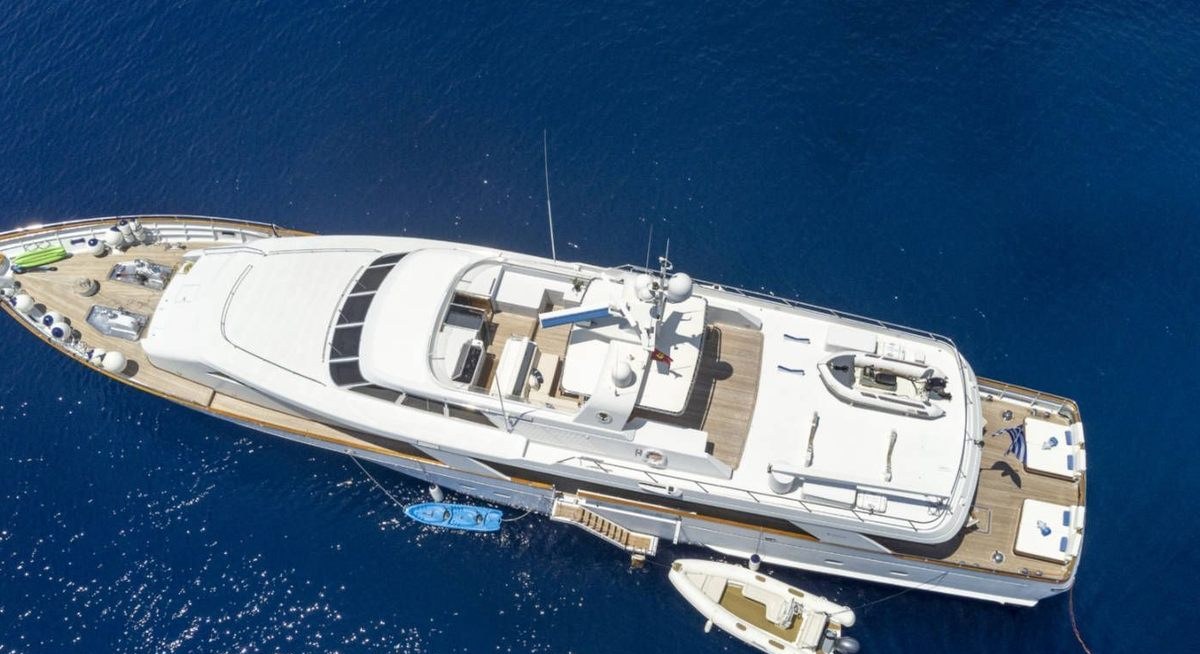 OKTANA yacht charter 4