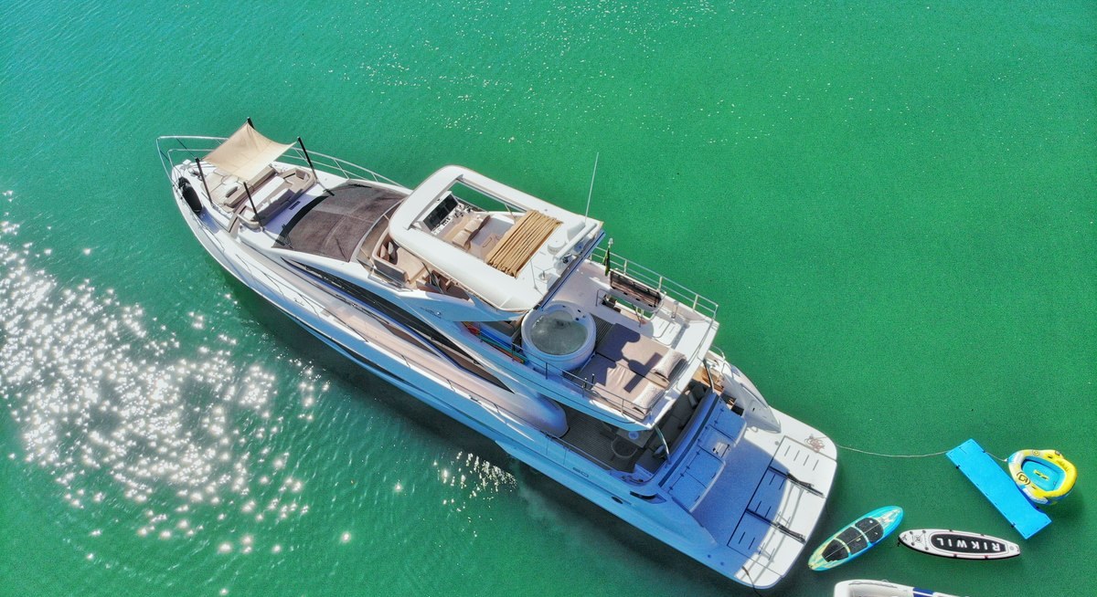 OLIBANO yacht charter 5