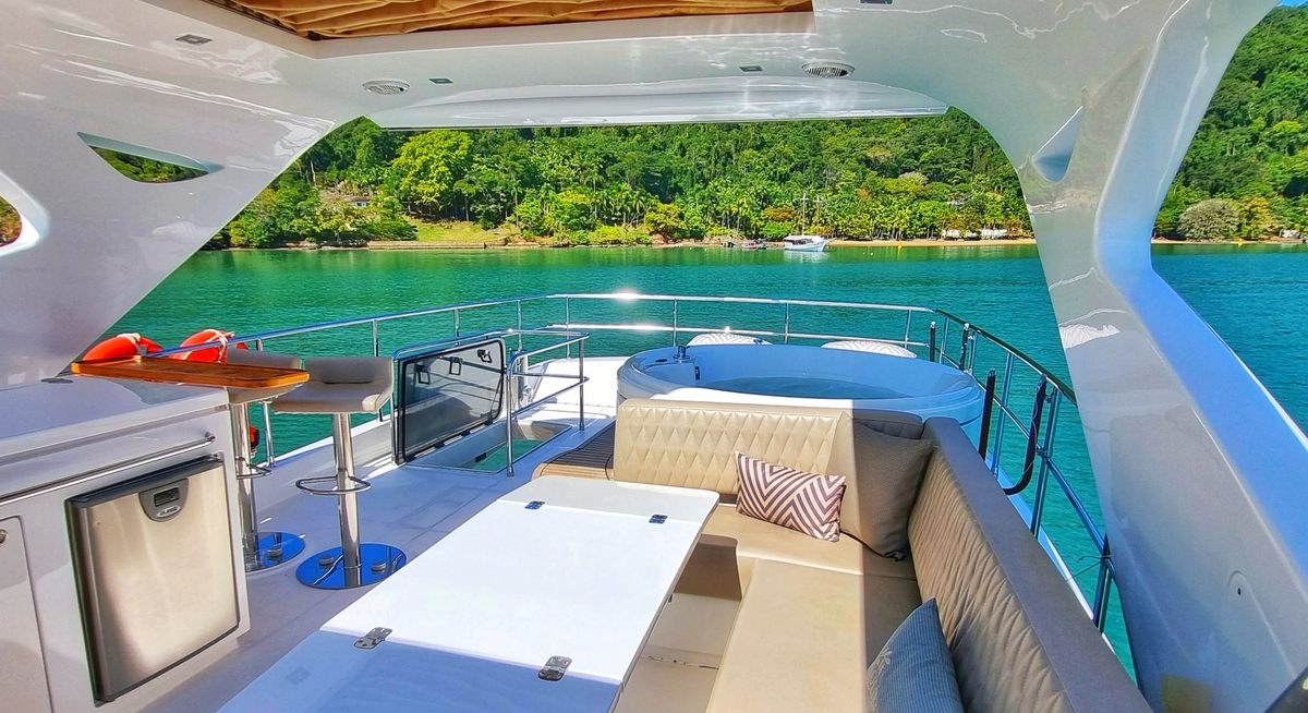 OLIBANO yacht charter 3
